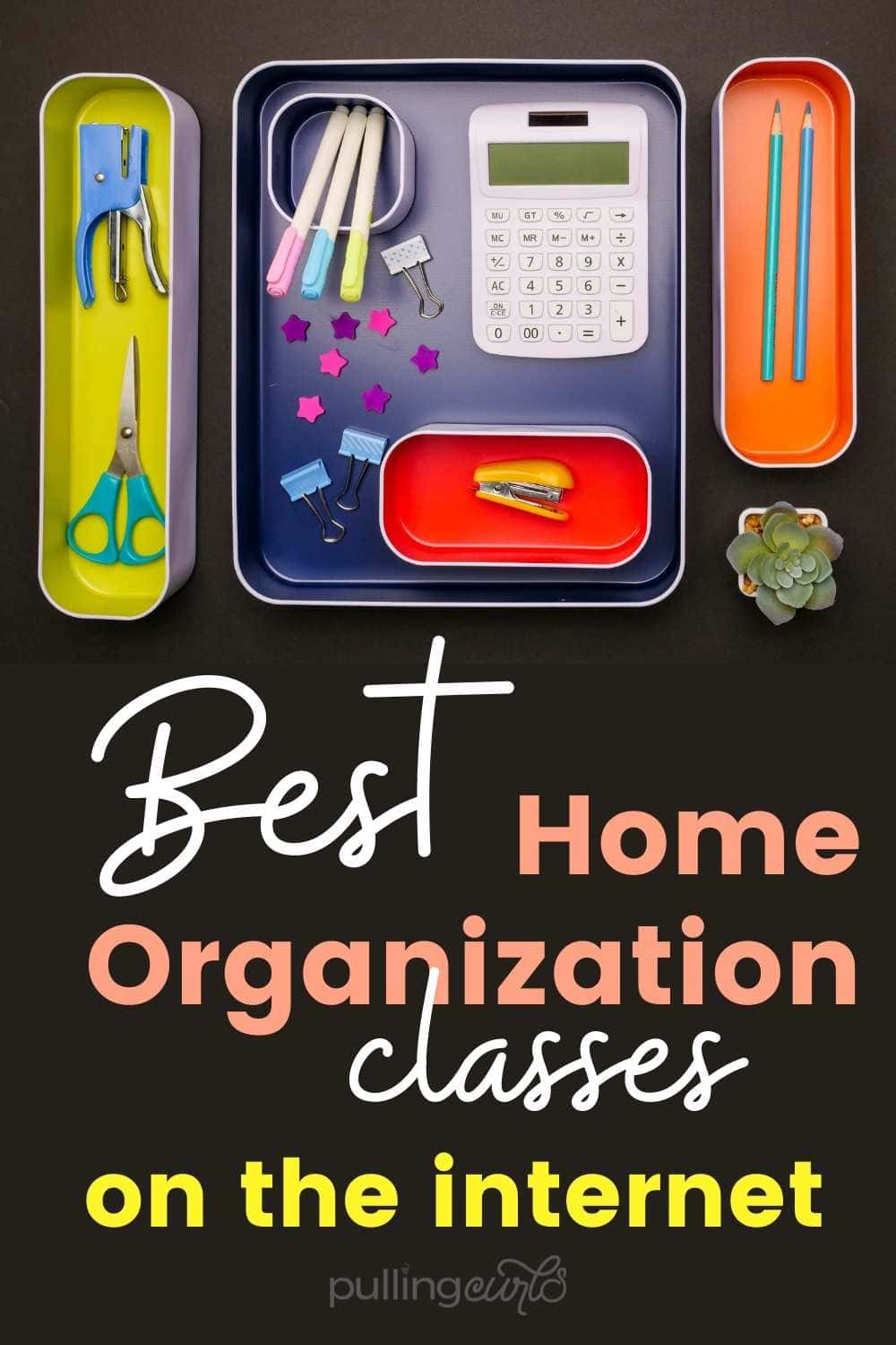 organized desk via @pullingcurls