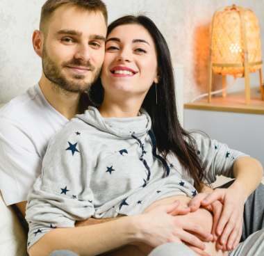 pregnant couple